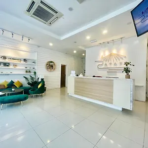 Atap 3*, Kota Kinabalu Ma­lay­sia