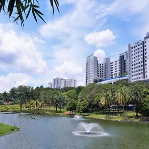 4* Hotel Komune Living & Wellness
